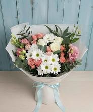 Букет цветов из:  Розы, Лизиантусы и Хризантемы в Ленинском Ставропольского края