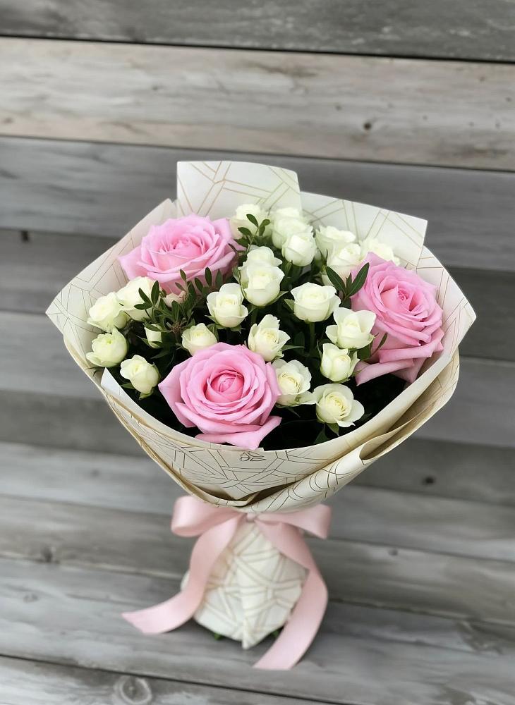 Букет цветов из: Розы в Ленинском Ставропольского края