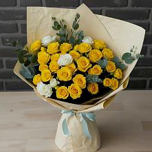 Букет цветов из:  Розы в Ленинском Ставропольского края