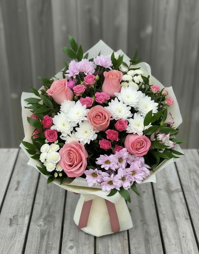 Букет цветов из: Альстромерии, Гвоздики, Розы и Хризантемы в Ленинском Ставропольского края