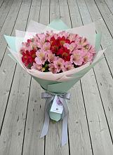 Букет цветов из:  Альстромерии в Ленинском Ставропольского края