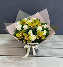 Букет цветов из:  Орхидеи и Розы в Ленинском Ставропольского края