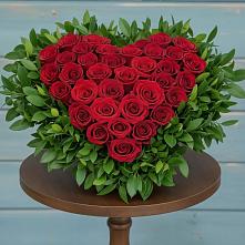 Цветочная композиция из Розы в виде сердца #REPLACE_PRED# Ленинском Ставропольского края