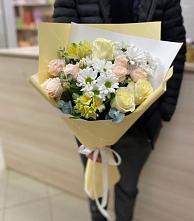 Букет цветов из:  Альстромерии, Розы и Хризантемы в Ленинском Ставропольского края