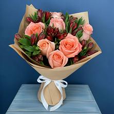 Букет цветов из:  Розы и Альстромерии в Ленинском Ставропольского края