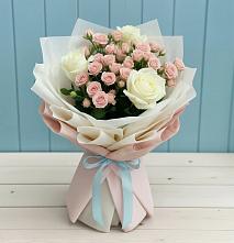 Букет цветов из:  Розы в Ленинском Ставропольского края