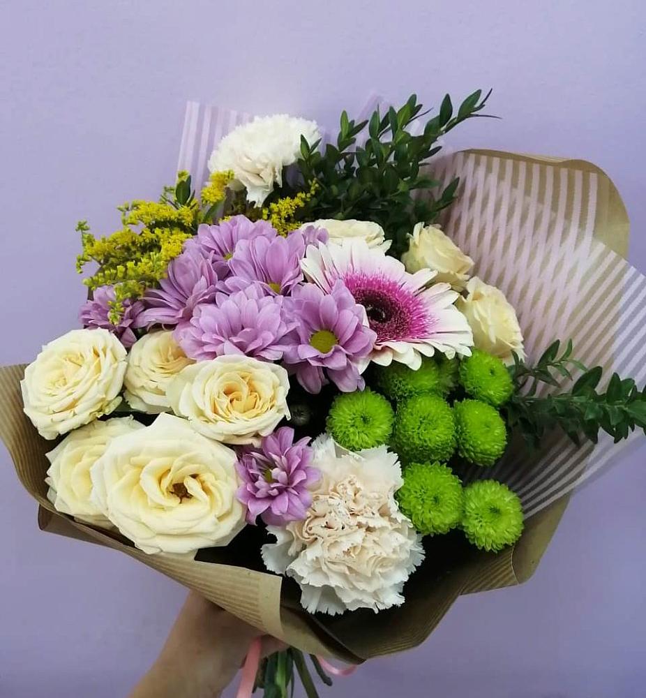 Букет цветов из: Хризантемы, Розы, Гвоздики и Герберы в Ленинском Ставропольского края