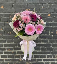 Букет цветов из:  Герберы и Хризантемы в Ленинском Ставропольского края