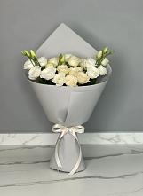 Букет цветов из:  Розы и Лизиантусы в Ленинском Ставропольского края